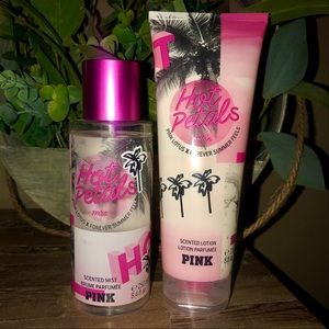 Hot Petals duo from PINK